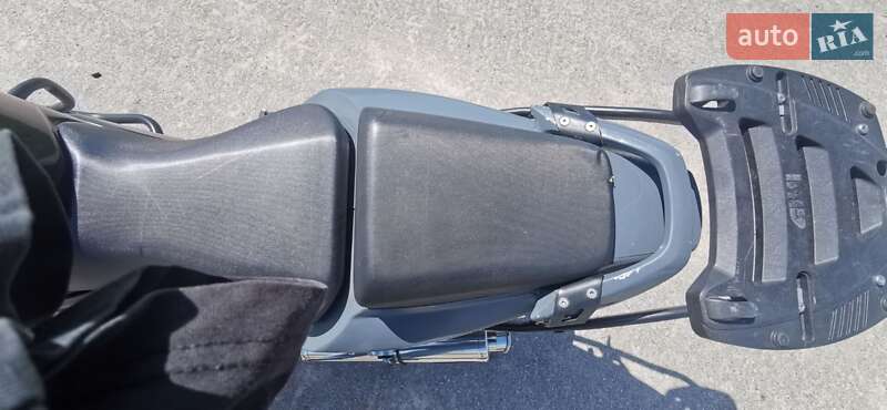 Мотоцикл Спорт-туризм Suzuki SV 1000S 2004 в Броварах