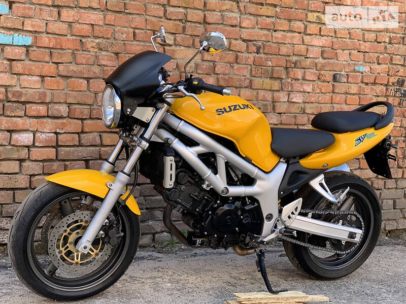 Мотоцикл Без обтекателей (Naked bike) Suzuki SV 650 2000 в 