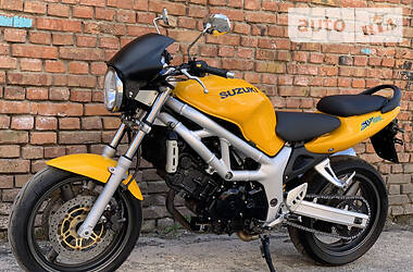 Мотоцикл Без обтекателей (Naked bike) Suzuki SV 650 2000 в 