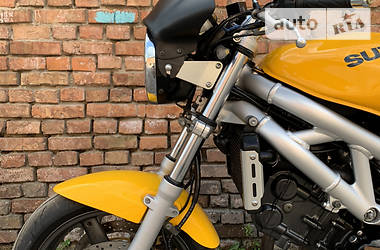 Мотоцикл Без обтекателей (Naked bike) Suzuki SV 650 2000 в 