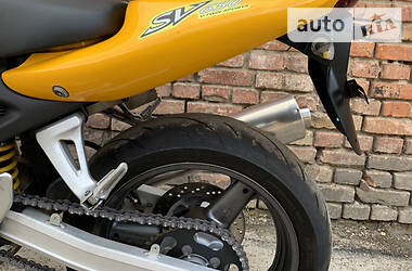 Мотоцикл Без обтекателей (Naked bike) Suzuki SV 650 2000 в 