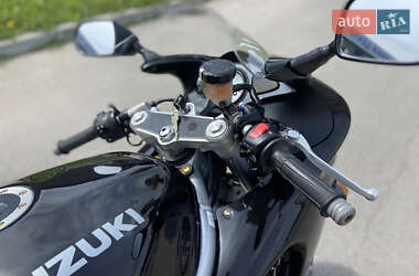 Мотоцикл Классік Suzuki SV 650 1999 в 