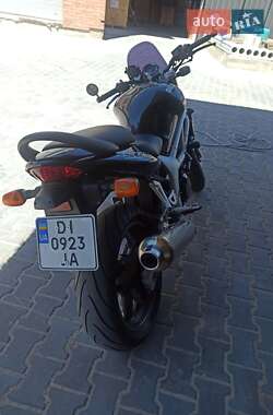 Мотоцикл Без обтекателей (Naked bike) Suzuki SV 650 2001 в 