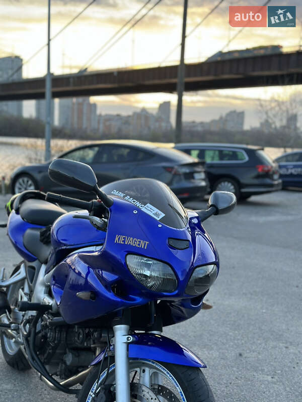 Suzuki SV 650S 2001