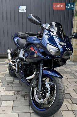 Спортбайк Suzuki SV 650S 2000 в 