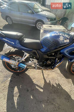 Спортбайк Suzuki SV 650S 2002 в Киеве