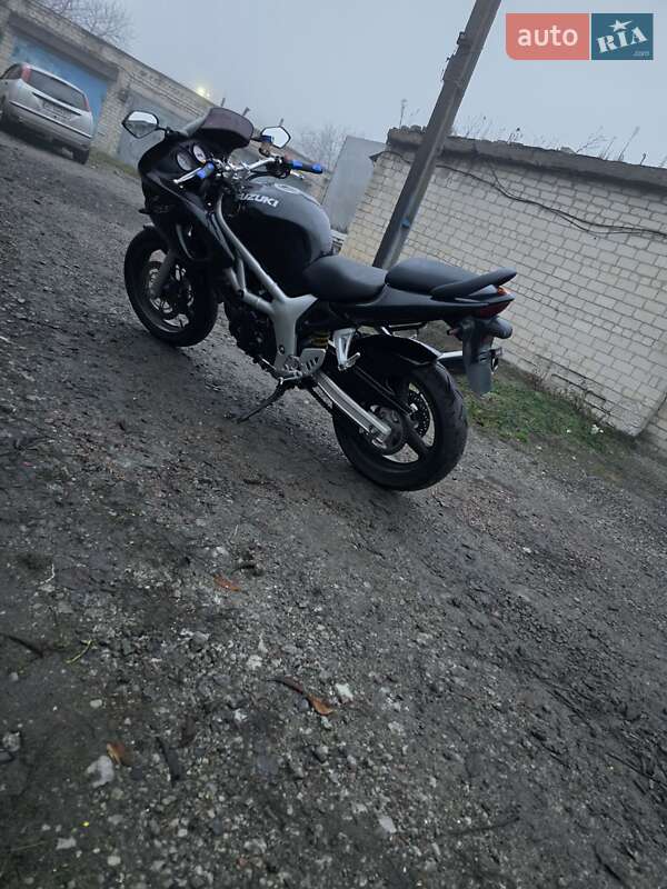 Мотоцикл Классік Suzuki SV 650S 2000 в Дніпрі фото 9 Мотоцикл Классік Suzuki SV 650S 2000 в Дніпрі