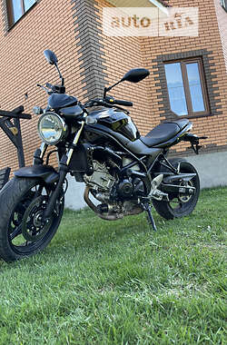 Мотоцикл Спорт-туризм Suzuki SV 650SF 2019 в Сарнах