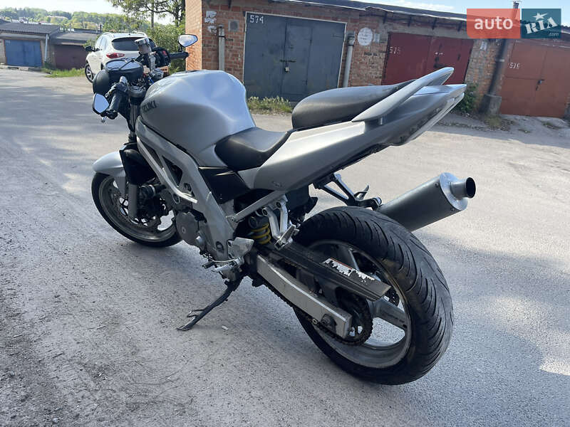 Спортбайк Suzuki SV 650SF 2008 в 