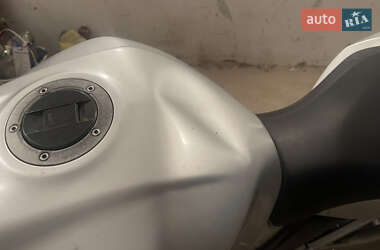 Спортбайк Suzuki SV 650SF 2008 в 