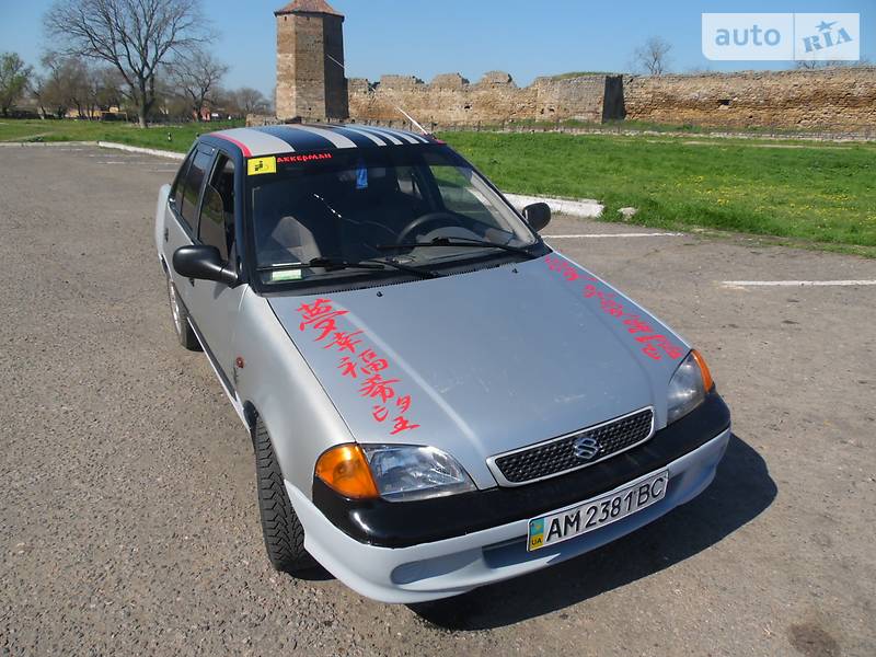 Suzuki Swift 2001 года