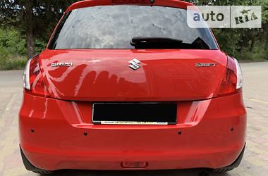Хетчбек Suzuki Swift 2017 в 