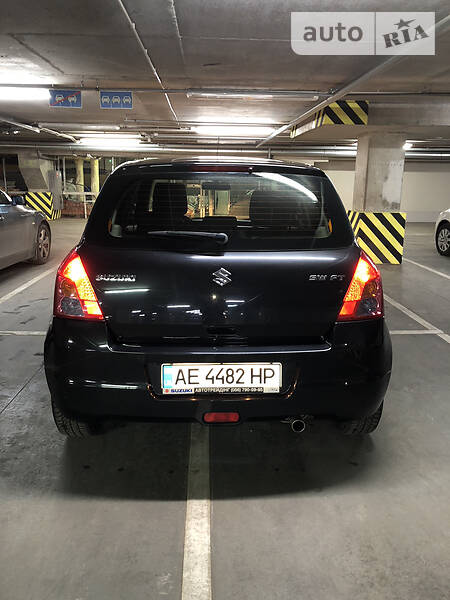 Хетчбек Suzuki Swift 2008 в Дніпрі