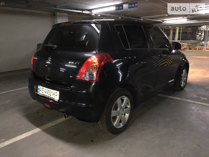 Хетчбек Suzuki Swift 2008 в Дніпрі