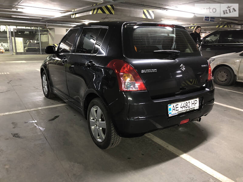 Хетчбек Suzuki Swift 2008 в Дніпрі