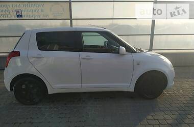 Хэтчбек Suzuki Swift 2010 в Тернополе