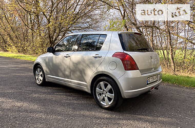 Хэтчбек Suzuki Swift 2006 в Кривом Роге