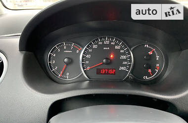 Купе Suzuki Swift 2011 в 