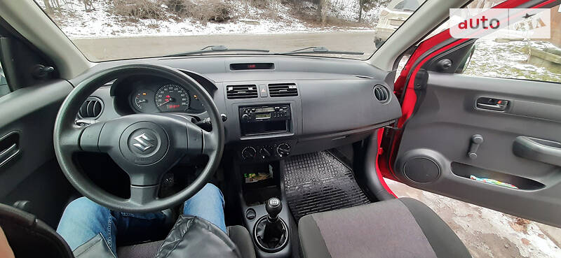 Купе Suzuki Swift 2006 в Хмельницком