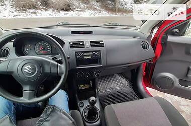 Купе Suzuki Swift 2006 в 