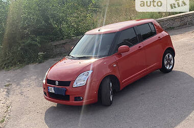 Хетчбек Suzuki Swift 2006 в Верхньодніпровську