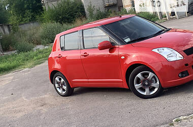 Хетчбек Suzuki Swift 2006 в Верхньодніпровську