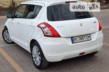 Хетчбек Suzuki Swift 2011 в Самборі