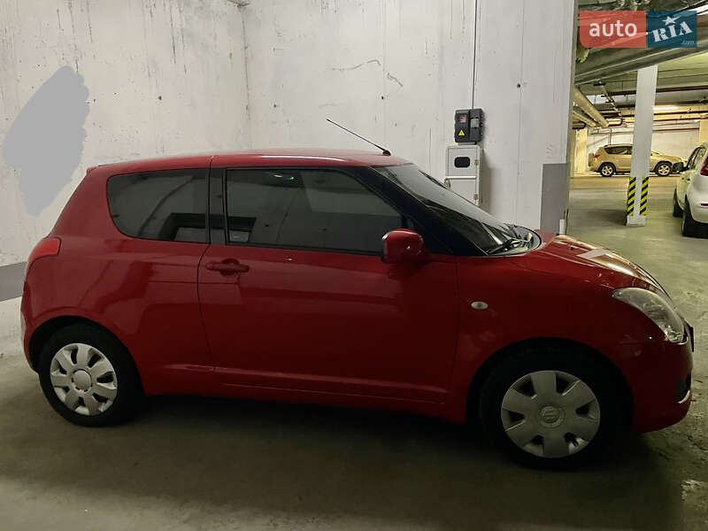 Хэтчбек Suzuki Swift 2009 в Одессе