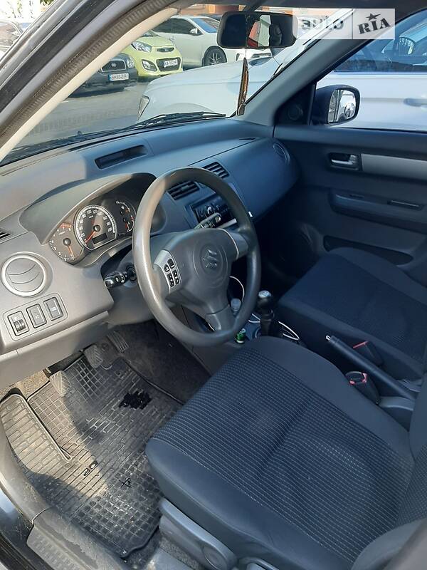 Хетчбек Suzuki Swift 2007 в Києві фото 6 Хетчбек Suzuki Swift 2007 в Києві
