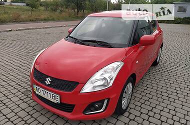 Хетчбек Suzuki Swift 2016 в Ужгороді