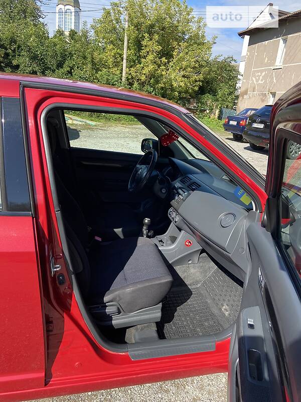 Хетчбек Suzuki Swift 2006 в Чорткові фото 10 Хетчбек Suzuki Swift 2006 в Чорткові