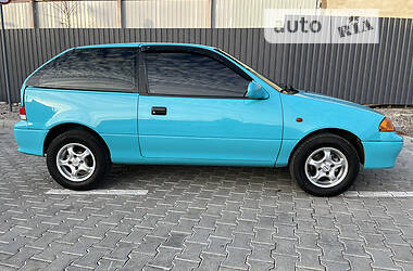 Хэтчбек Suzuki Swift 1998 в 