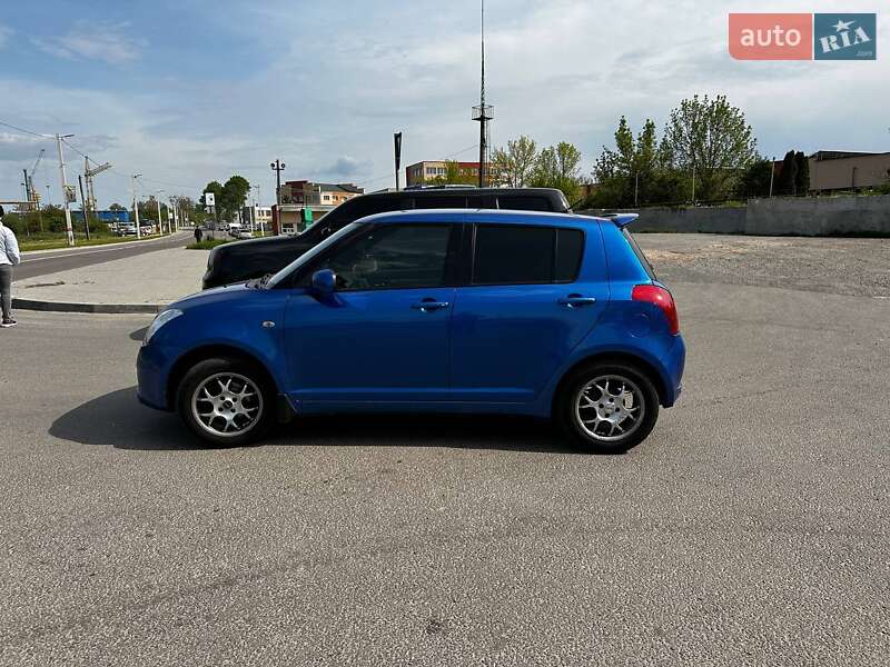 Хетчбек Suzuki Swift 2007 в Львові
