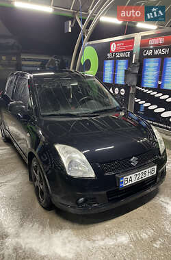 Хэтчбек Suzuki Swift 2007 в Кропивницком