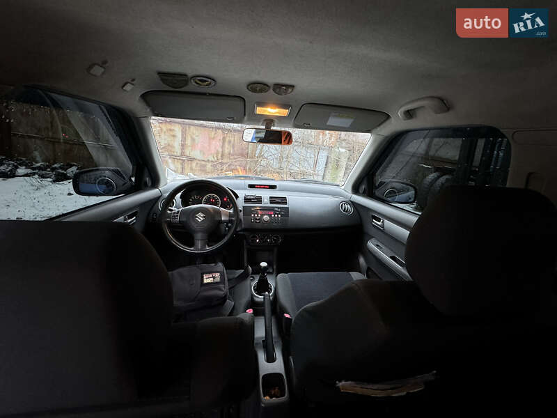 Хетчбек Suzuki Swift 2008 в Києві