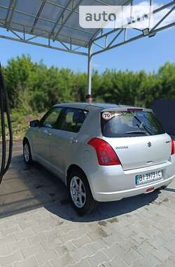 Хэтчбек Suzuki Swift 2007 в Полтаве