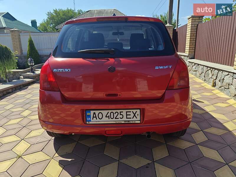 Хетчбек Suzuki Swift 2007 в Кременчуці
