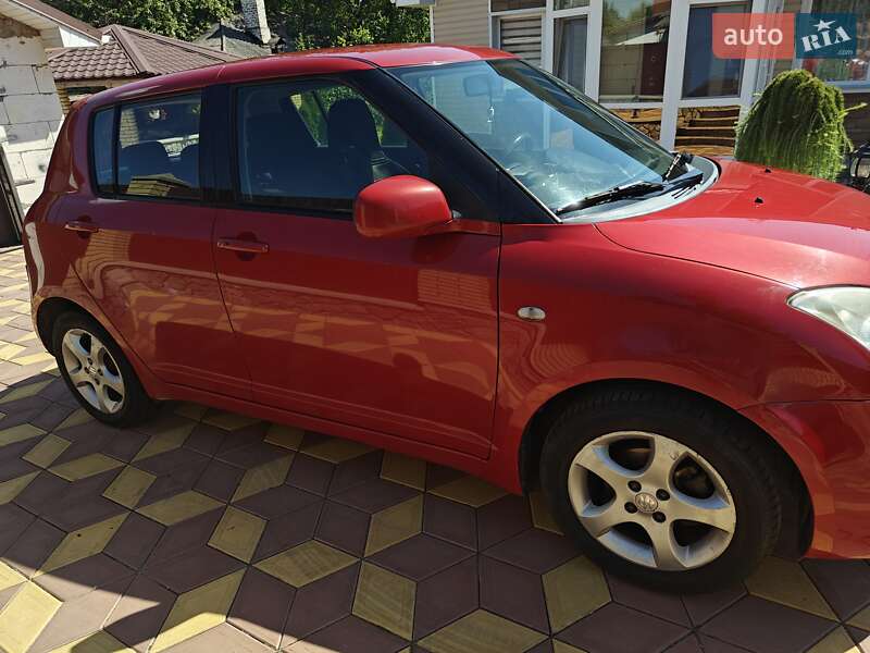 Хетчбек Suzuki Swift 2007 в Кременчуці