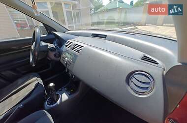 Хэтчбек Suzuki Swift 2007 в 