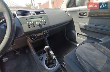 Хэтчбек Suzuki Swift 2007 в 