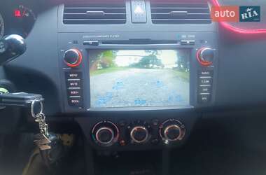 Хэтчбек Suzuki Swift 2006 в 