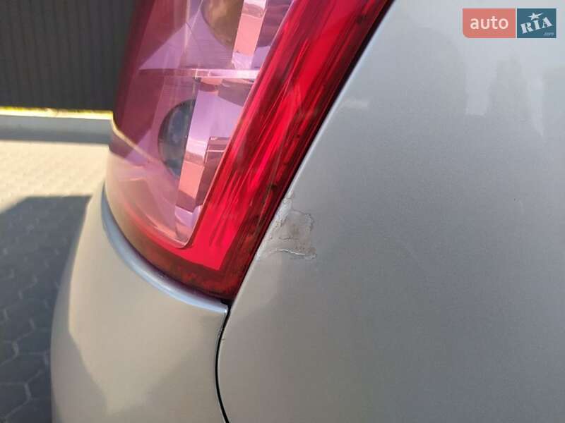 Хетчбек Suzuki Swift 2009 в Броварах