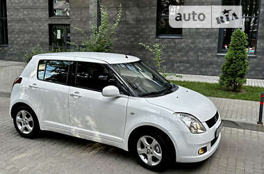 Хетчбек Suzuki Swift 2008 в Києві