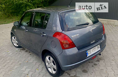 Хетчбек Suzuki Swift 2006 в Чернівцях