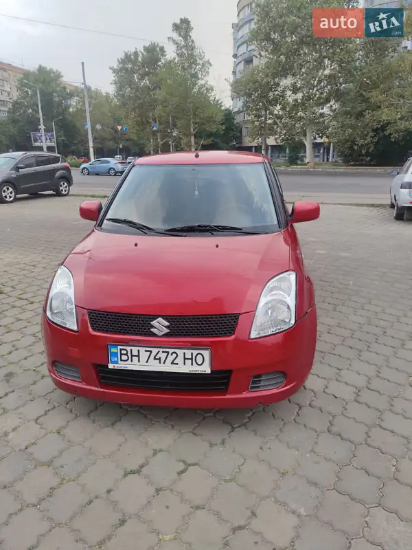 Хэтчбек Suzuki Swift 2006 в 