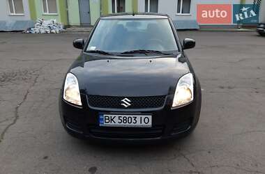 Хэтчбек Suzuki Swift 2010 в Ровно