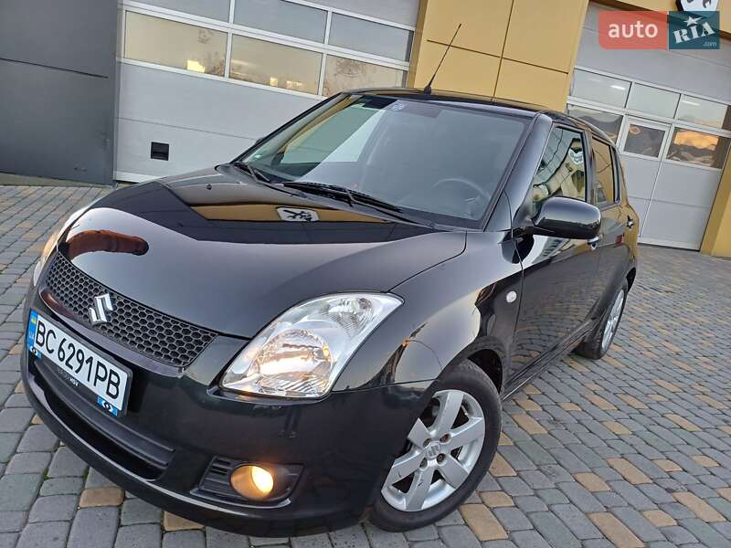 Хетчбек Suzuki Swift 2010 в Самборі