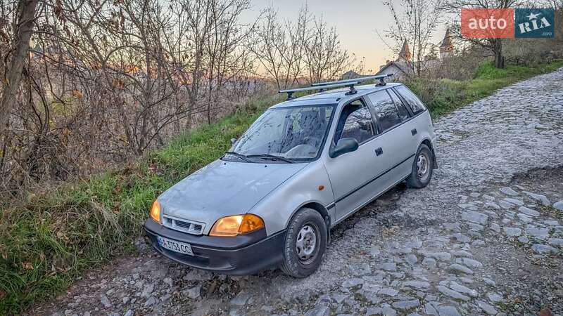 Хетчбек Suzuki Swift 2003 в Кам'янець-Подільському