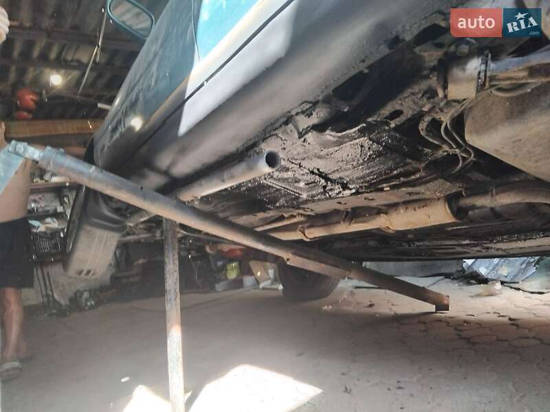 Седан Suzuki Swift 1995 в Дніпрі