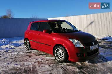 Хэтчбек Suzuki Swift 2005 в Любаре